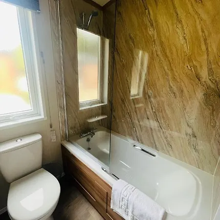 Coopers Corner, With Hot Tub