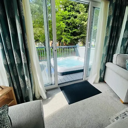 Feriehus Coopers Corner, With Hot Tub *