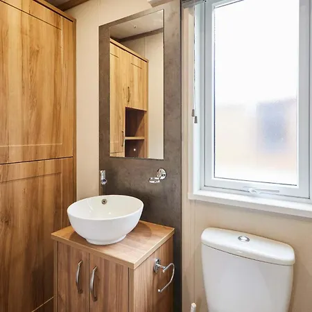 Chalet Coopers Corner, With Hot Tub *